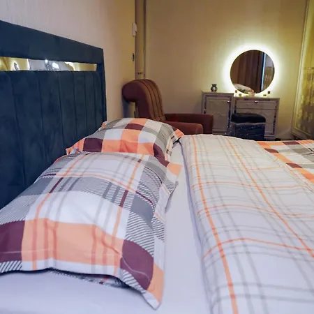 شقة Fully Furnished Bed&livingroom